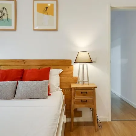 Apartment Homey One-bedroom In Alcantara